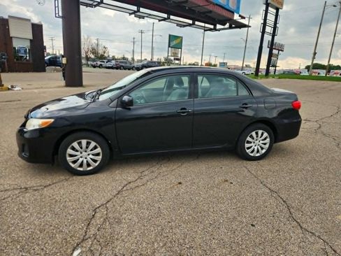 Used 2012 Toyota Corolla LE FWD image 7