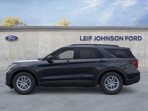 New 2026 Ford Explorer Active w/ Active Comfort Package RWD image 3