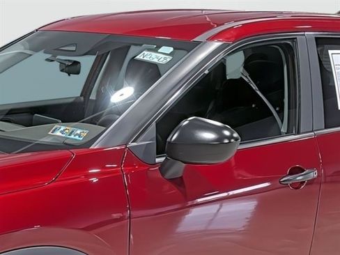 Used 2023 Nissan Rogue S AWD/4WD image 8