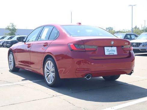Used 2023 BMW 330i Sedan w/ Convenience Package RWD image 6