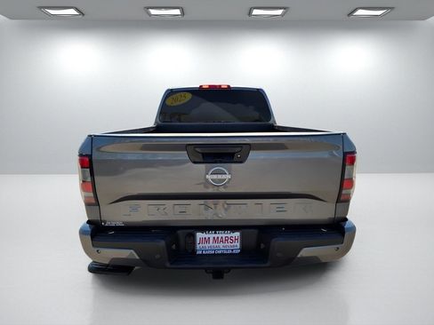 Used 2025 Nissan Frontier SV w/ Tow Package image 5