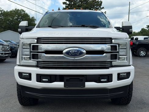 Used 2019 Ford F250 Limited AWD/4WD image 10