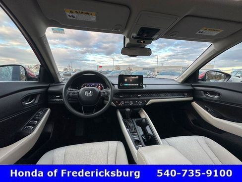 Certified 2023 Honda Accord EX image 42