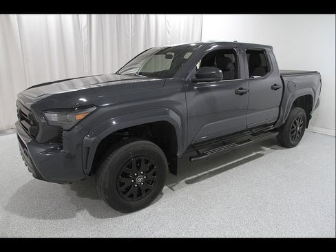 Used 2024 Toyota Tacoma SR AWD/4WD image 3