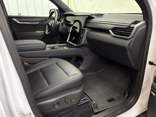 Used 2024 GMC Acadia Elevation w/ LPO, Floor Liner Package FWD image 30