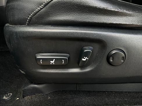 Used 2014 Toyota 4Runner SR5 image 11