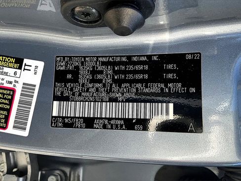 Used 2022 Toyota Highlander LE image 30