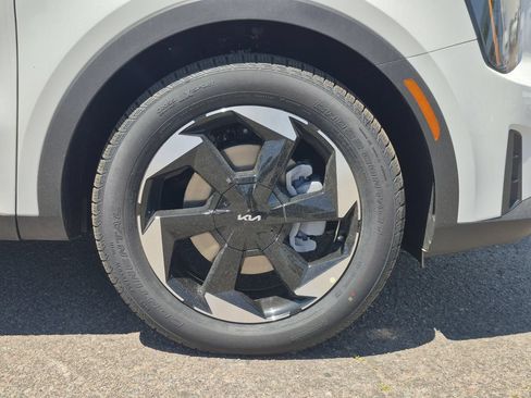 New 2026 Kia Sorento EX AWD/4WD image 17