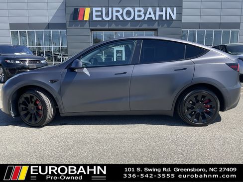 Used 2021 Tesla Model Y Long Range image 2