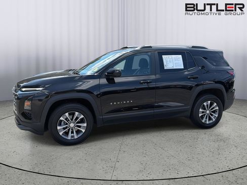Certified 2025 Chevrolet Equinox LT w/ Convenience Package II FWD image 3