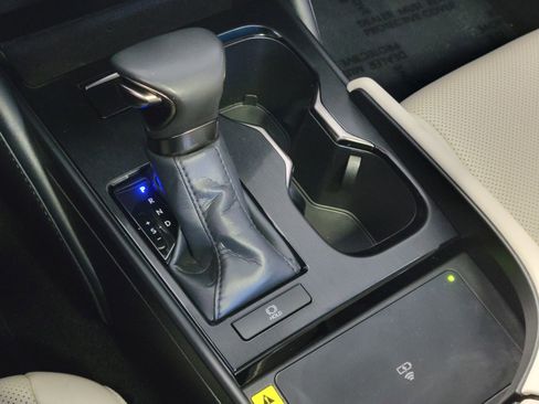 Certified 2024 Lexus ES 350 w/ Premium Package image 25