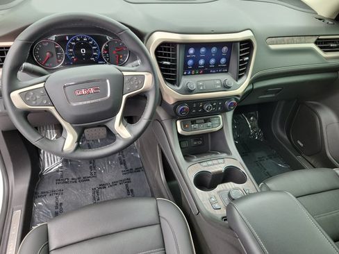 Used 2023 GMC Acadia Denali w/ Denali Ultimate Package AWD/4WD image 17