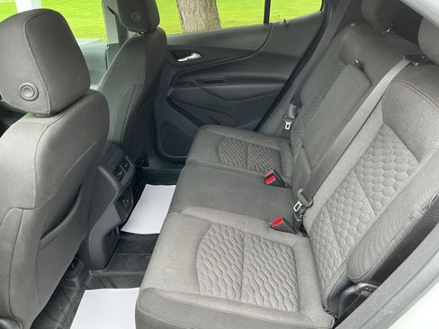 Used 2020 Chevrolet Equinox LT AWD/4WD image 17