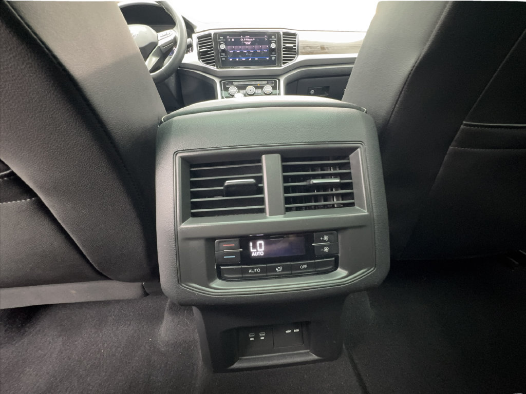 Used 2023 Volkswagen Atlas SE w/ Panoramic Sunroof Package FWD image 44