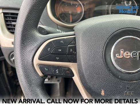 Used 2018 Jeep Cherokee Latitude image 10