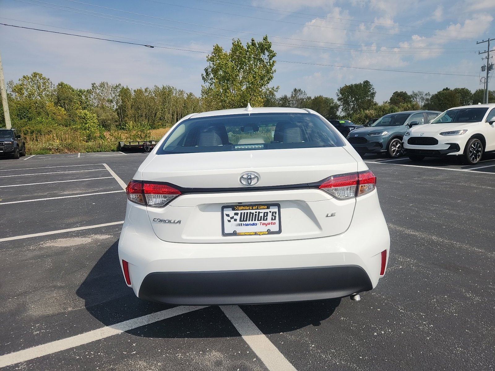 Used 2026 Toyota Corolla LE w/ LE Premium Package FWD image 7