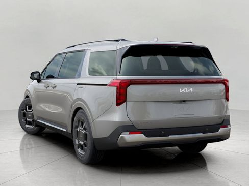 New 2026 Kia Carnival SX image 4