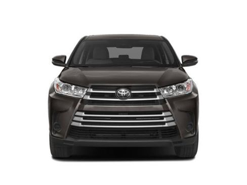 Used 2019 Toyota Highlander Plus FWD image 4
