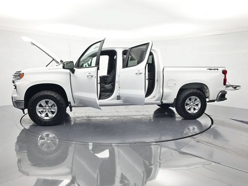 Certified 2025 Chevrolet Silverado 1500 LT AWD/4WD image 47