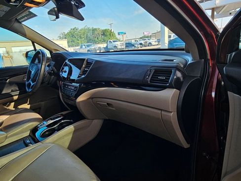 Used 2022 Honda Pilot Touring image 21