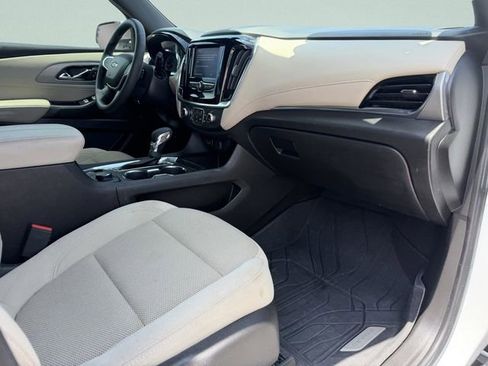 Certified 2023 Chevrolet Traverse LS w/ Safety Package FWD image 14
