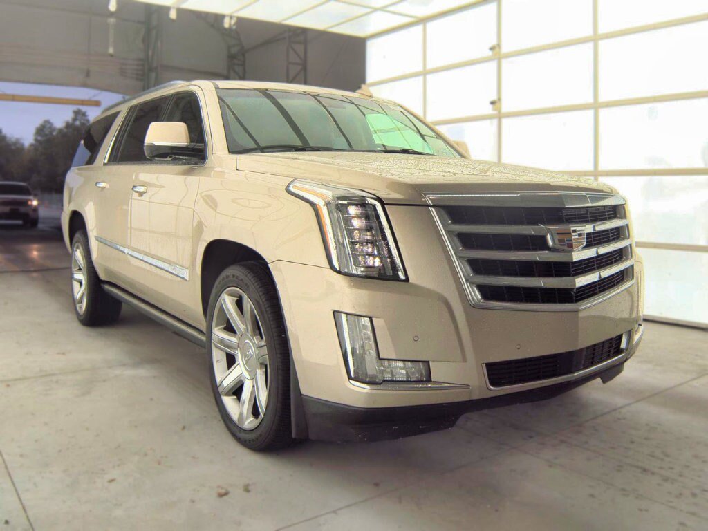 Used 2015 Cadillac Escalade ESV Premium AWD/4WD image 4