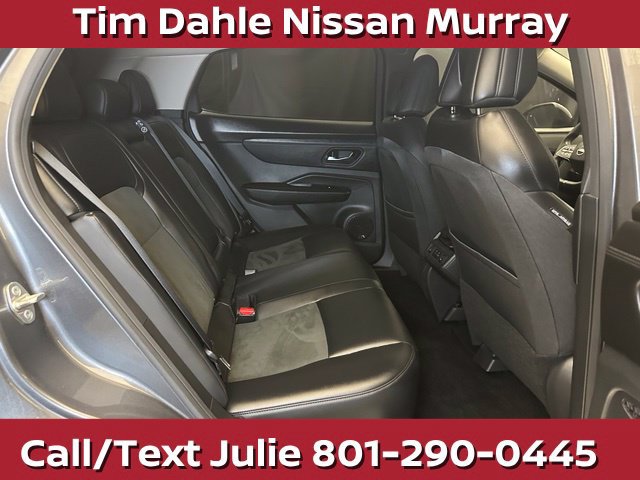 Used 2023 Nissan Ariya AWD image 18