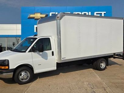 New 2025 Chevrolet Express 3500 w/ Power Convenience Package