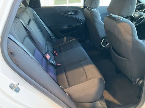 Used 2024 Chevrolet Malibu LT image 22