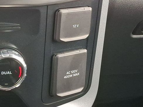 Used 2022 Ford F150 Lariat image 25