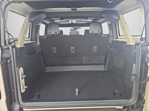 New 2025 Ford Bronco Badlands image 17