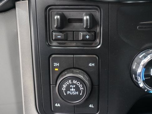 Used 2021 Ford F150 Limited AWD/4WD image 29