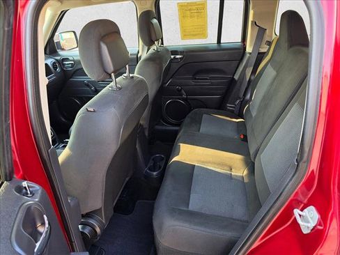 Used 2015 Jeep Patriot Sport AWD/4WD image 16