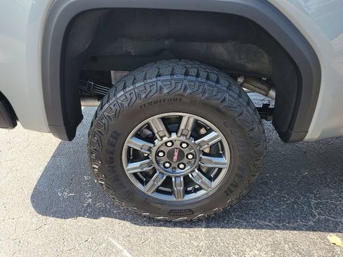 Used 2024 GMC Sierra 1500 AT4X AWD/4WD image 7