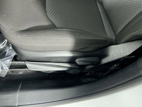 Used 2023 Jeep Compass Sport image 14