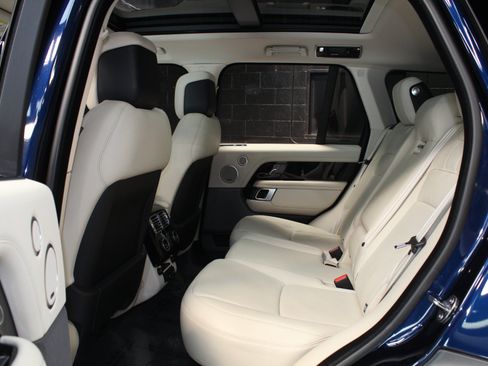 Used 2021 Land Rover Range Rover P525 Westminster Edition AWD/4WD image 32