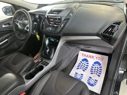 Used 2015 Ford Escape SE w/ SE Chrome Package image 22