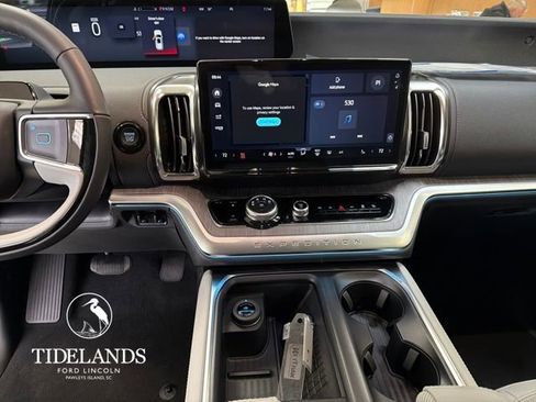 New 2025 Ford Expedition Platinum w/ Platinum Ultimate Package image 20