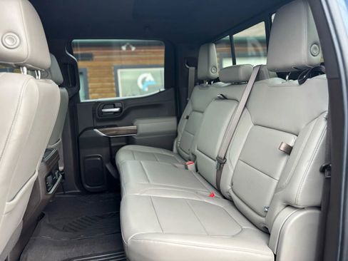 Used 2020 Chevrolet Silverado 1500 LT Trail Boss image 19