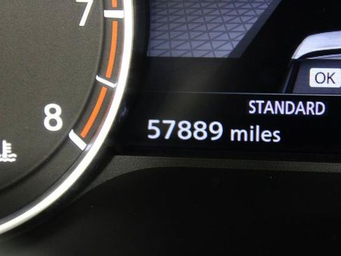 Certified 2022 Nissan Rogue SV FWD image 26