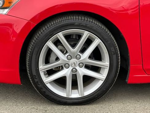 Used 2017 Lexus CT 200h FWD image 32