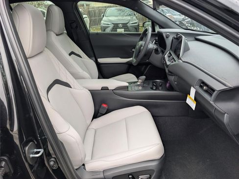 New 2026 Lexus UX 300h FWD image 7