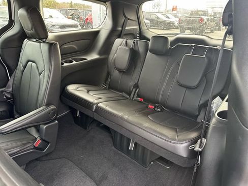 New 2026 Chrysler Voyager LX FWD image 11