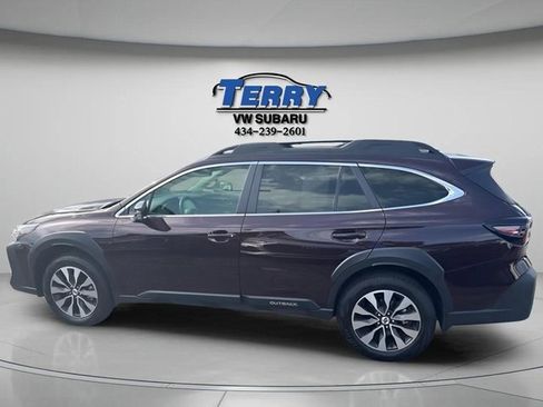 Used 2025 Subaru Outback Limited image 4