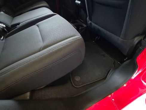 Used 2021 Jeep Gladiator Willys image 16