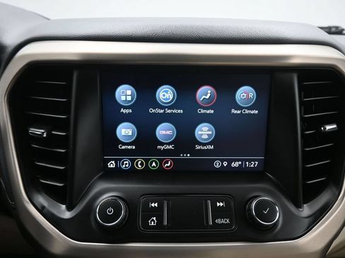 Used 2021 GMC Acadia Denali w/ Denali Ultimate Package AWD/4WD image 19