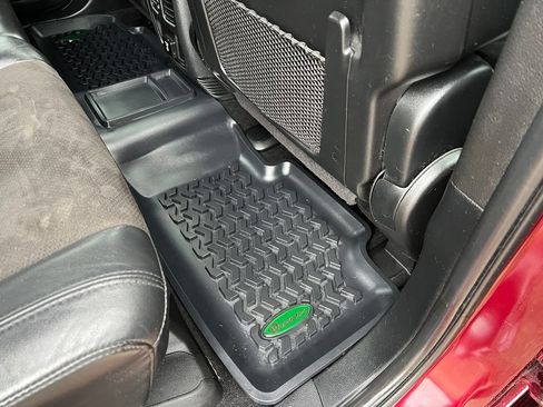 Used 2020 Jeep Grand Cherokee Altitude AWD/4WD image 16