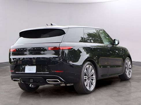 New 2026 Land Rover Range Rover Sport Dynamic SE AWD/4WD image 7
