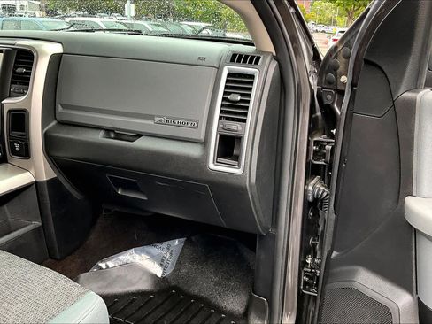 Used 2016 RAM 3500 Big Horn RWD image 18
