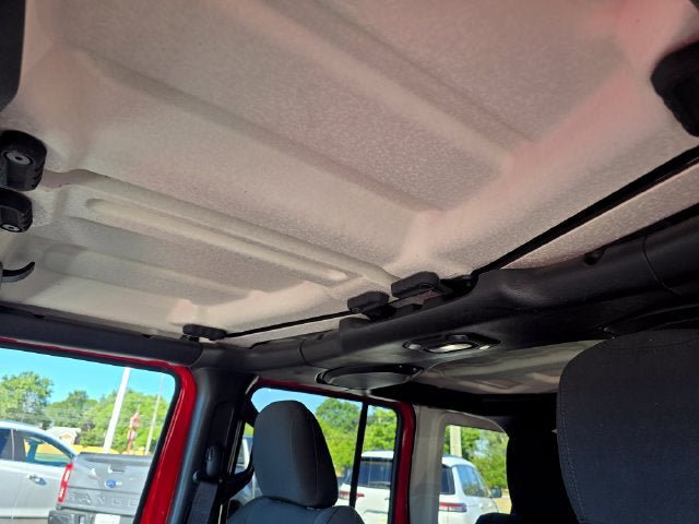 Certified 2018 Jeep Wrangler Unlimited Sport S AWD/4WD image 6